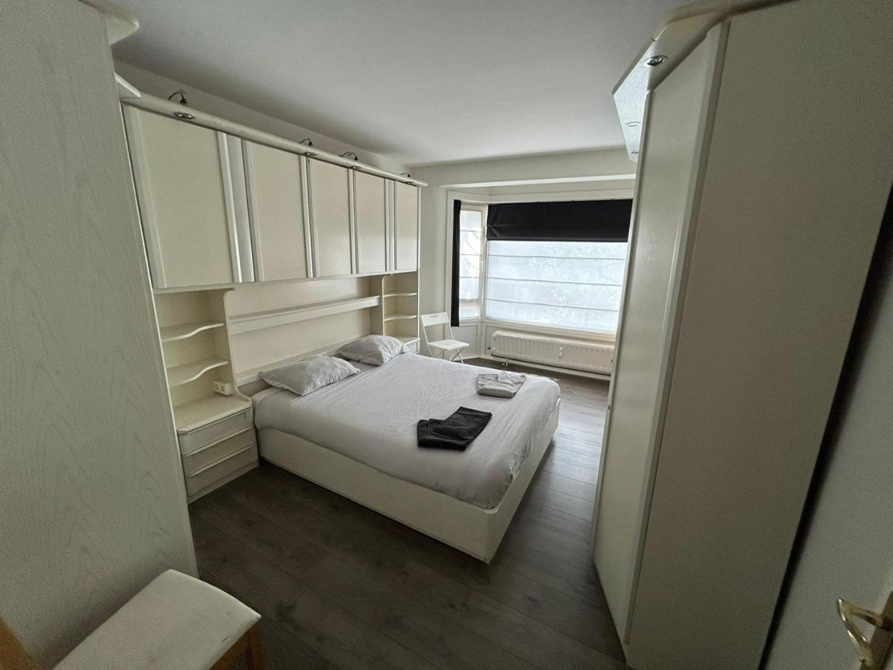 3 Bedroom Apartment Nearby The Sea Oostende Eksteriør bilde