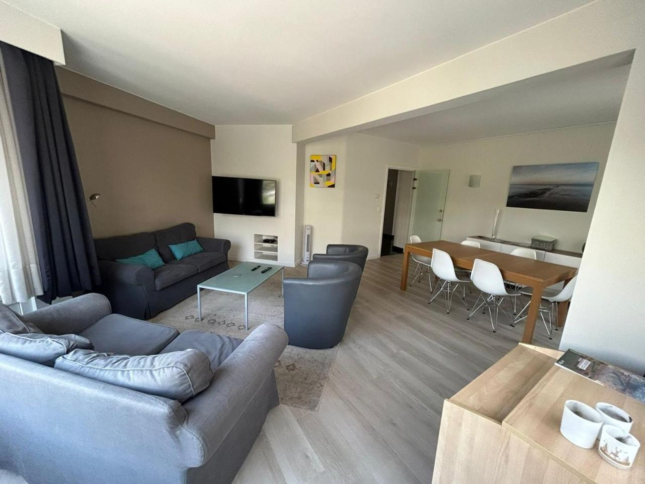 3 Bedroom Apartment Nearby The Sea Oostende Eksteriør bilde